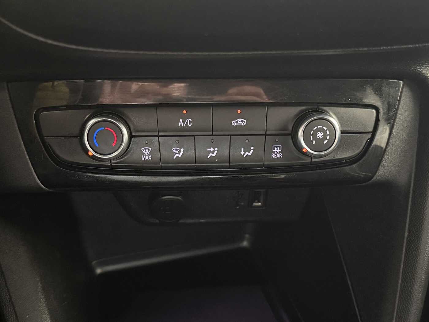 Opel Corsa – 1.2 100 CV Edition  