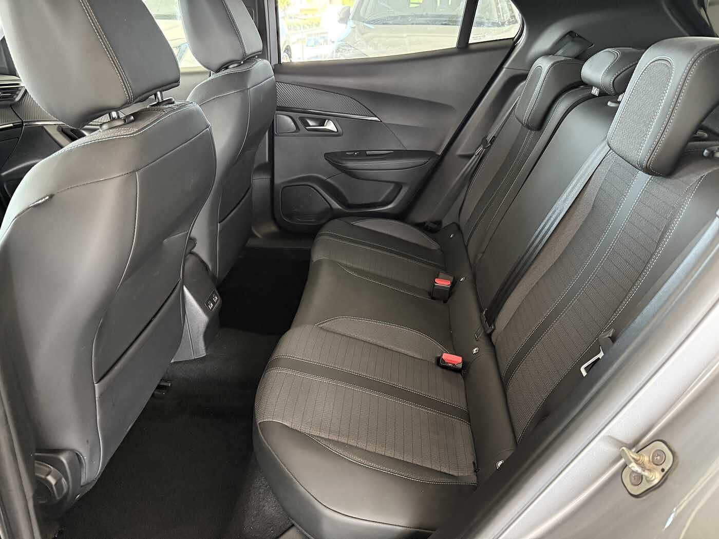 Peugeot 2008 – 1.2 PureTech 130 CV  EAT8 Allure  