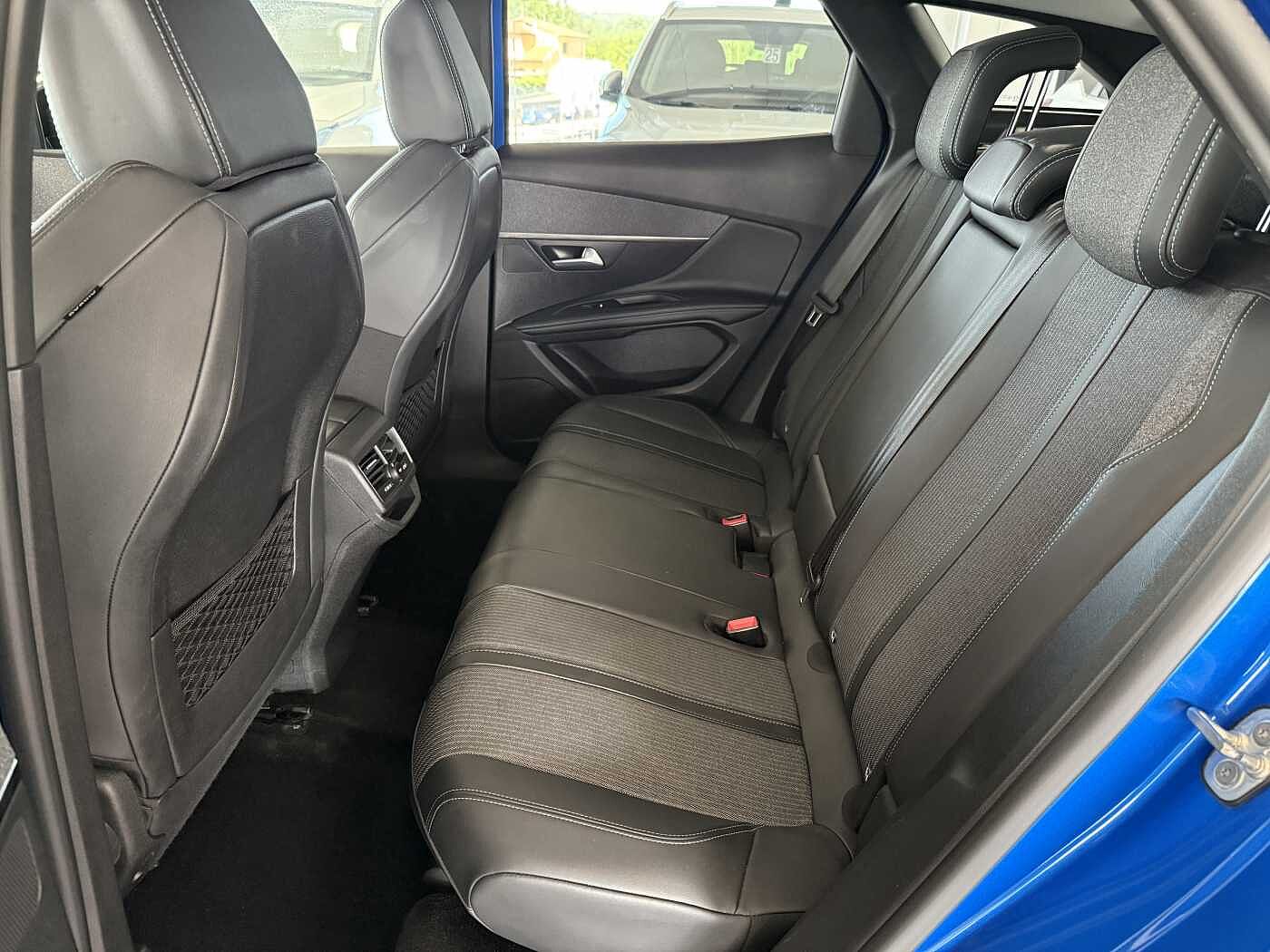 Peugeot 3008 – 1.5 BlueHDi 130 CV EAT8 Allure Pack  