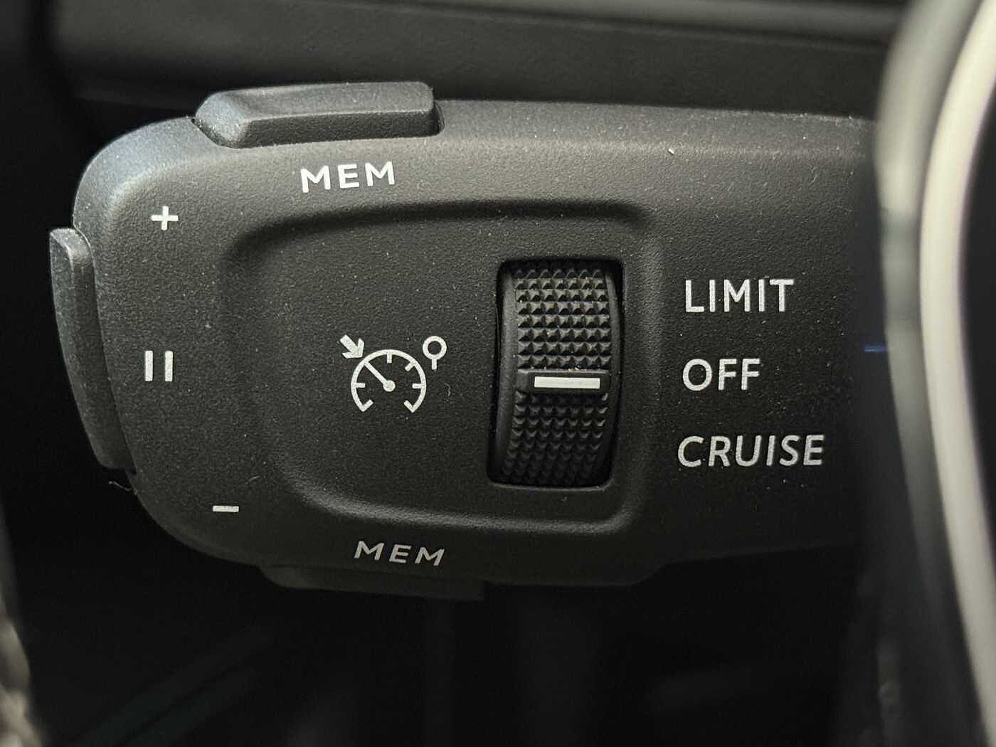 Peugeot 3008 – 1.5 BlueHDi 130 CV EAT8 Allure Pack  