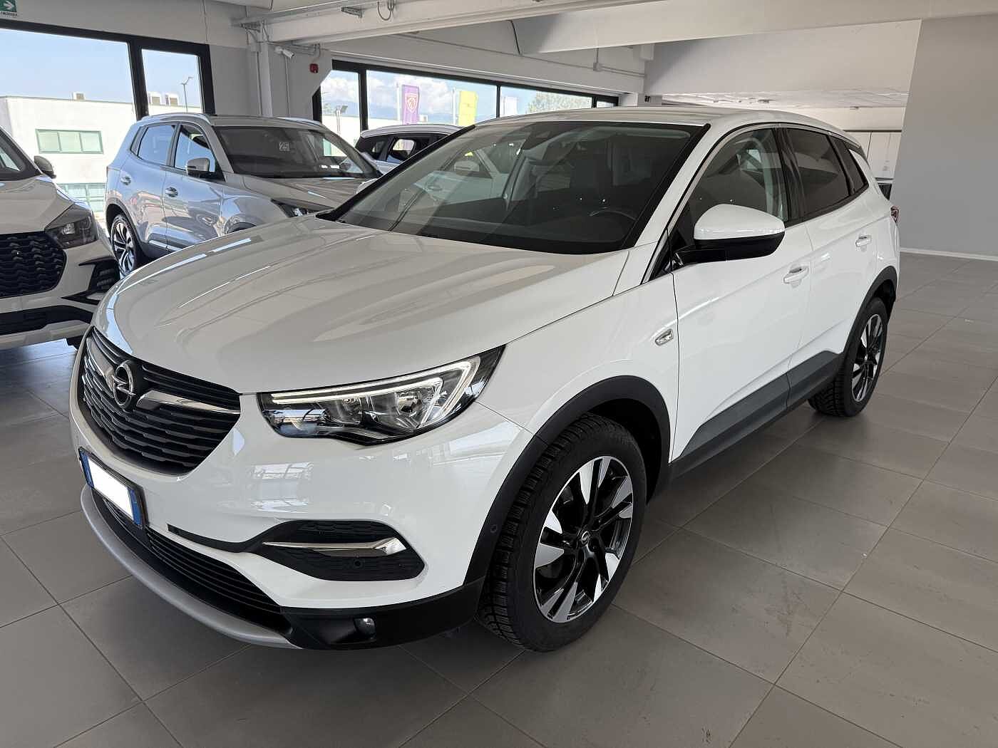 Opel Grandland – X 1.2 130 CV Innovation  
