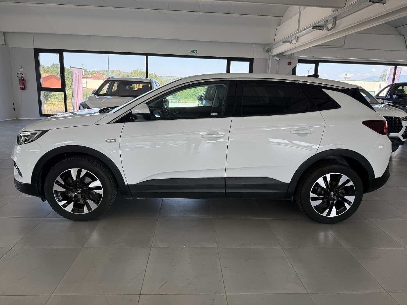 Opel Grandland – X 1.2 130 CV Innovation  