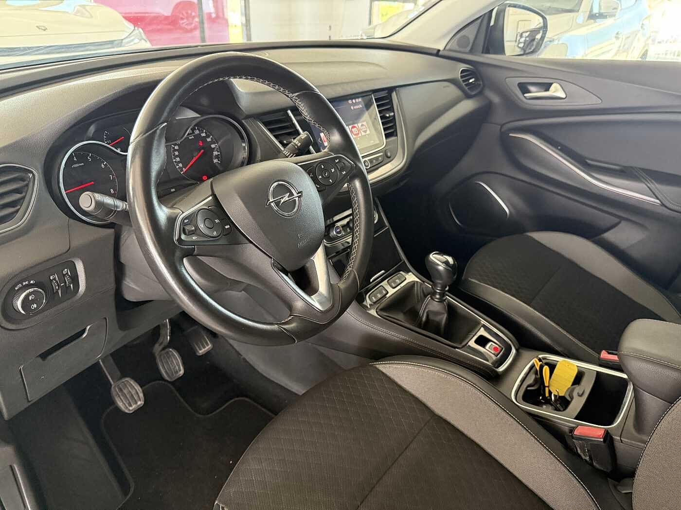 Opel Grandland – X 1.2 130 CV Innovation  