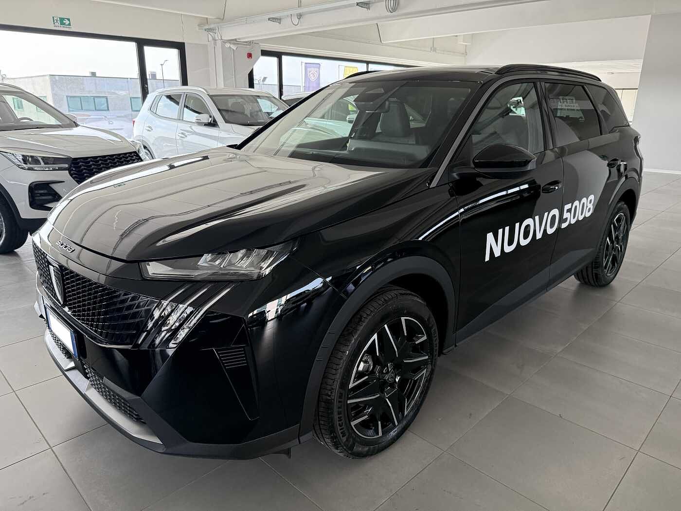Peugeot 5008 – Hybrid 136 CV e-DCS6 Allure  