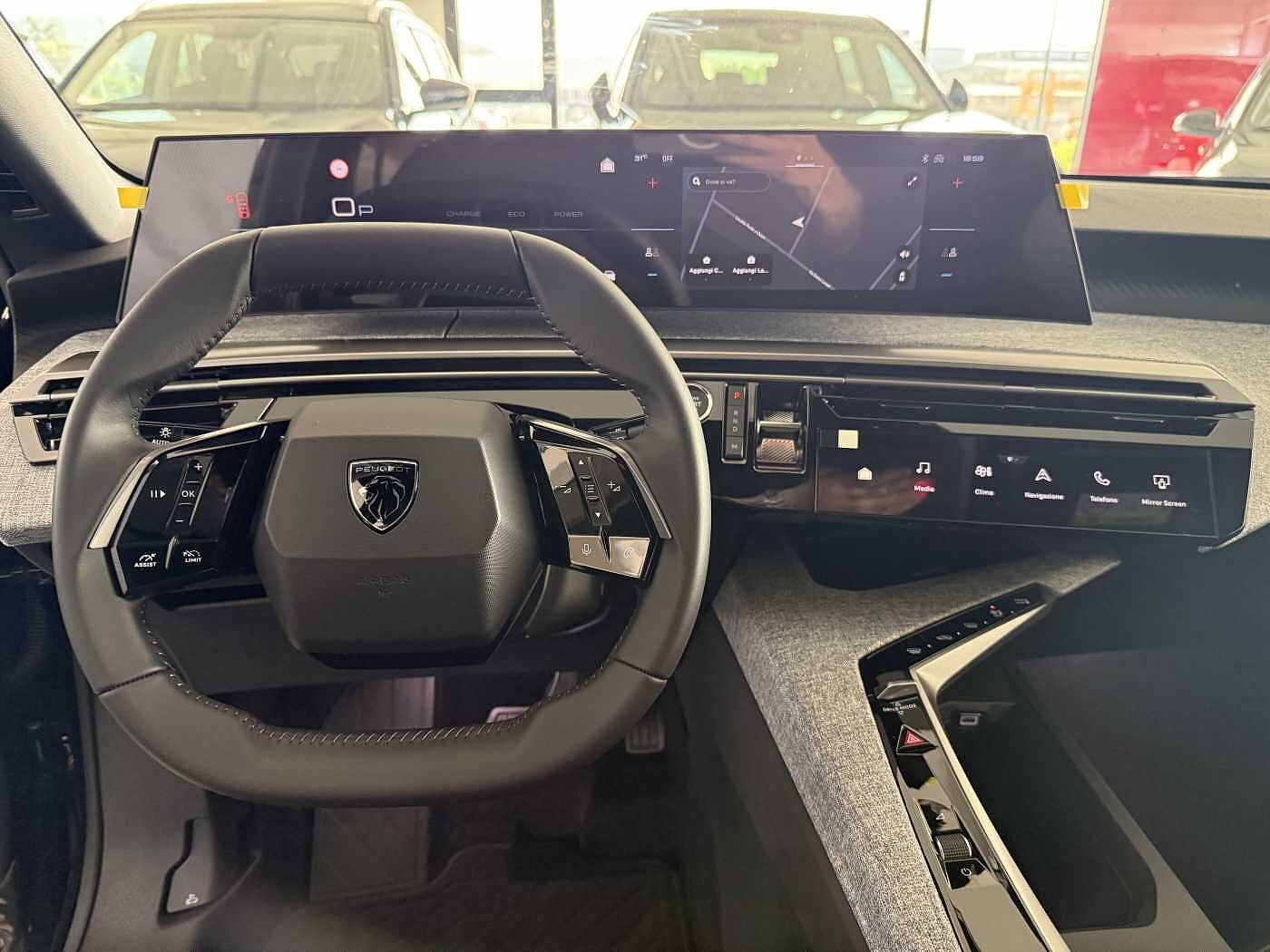 Peugeot 5008 – Hybrid 136 CV e-DCS6 Allure  