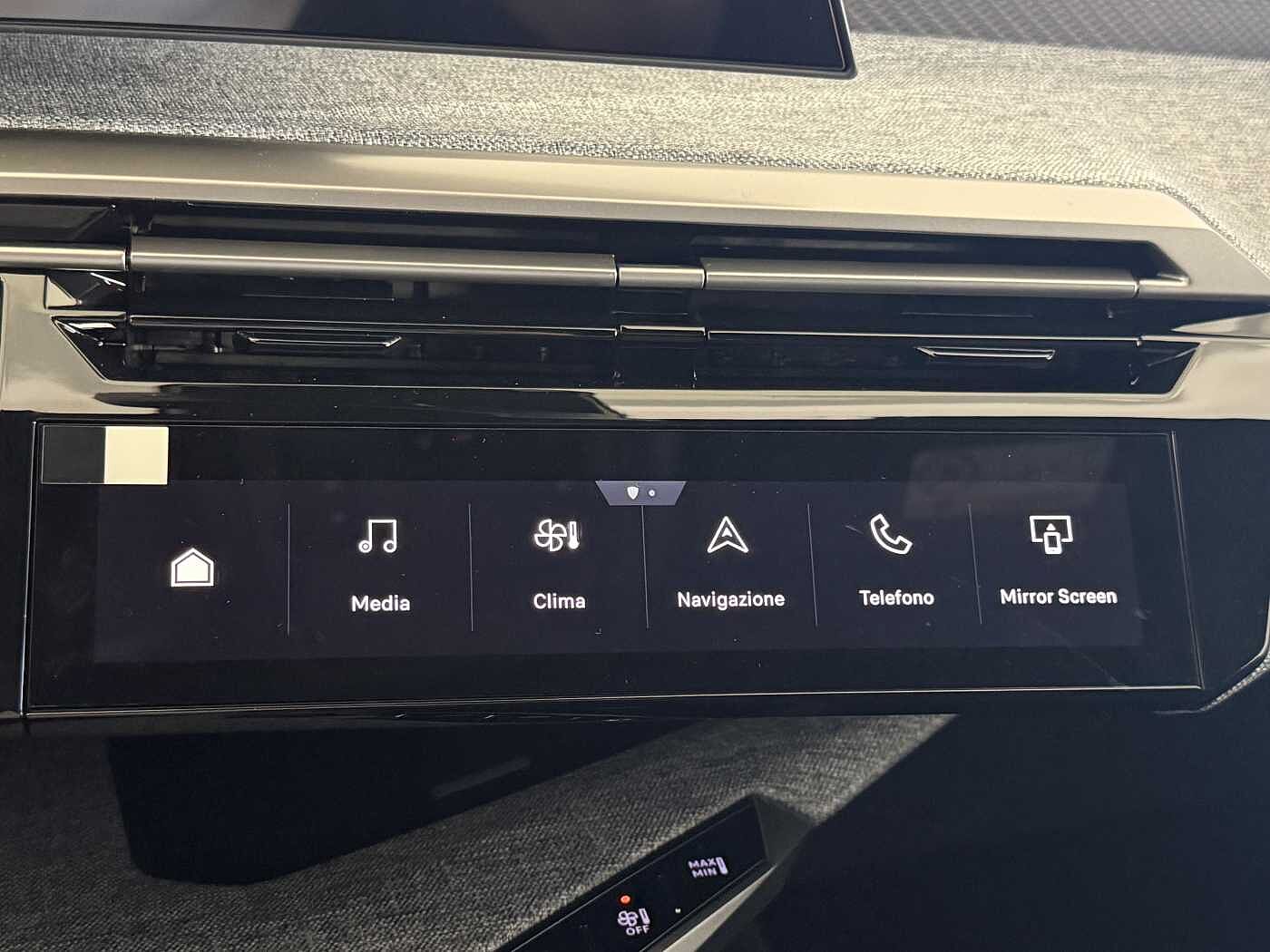 Peugeot 5008 – Hybrid 136 CV e-DCS6 Allure  