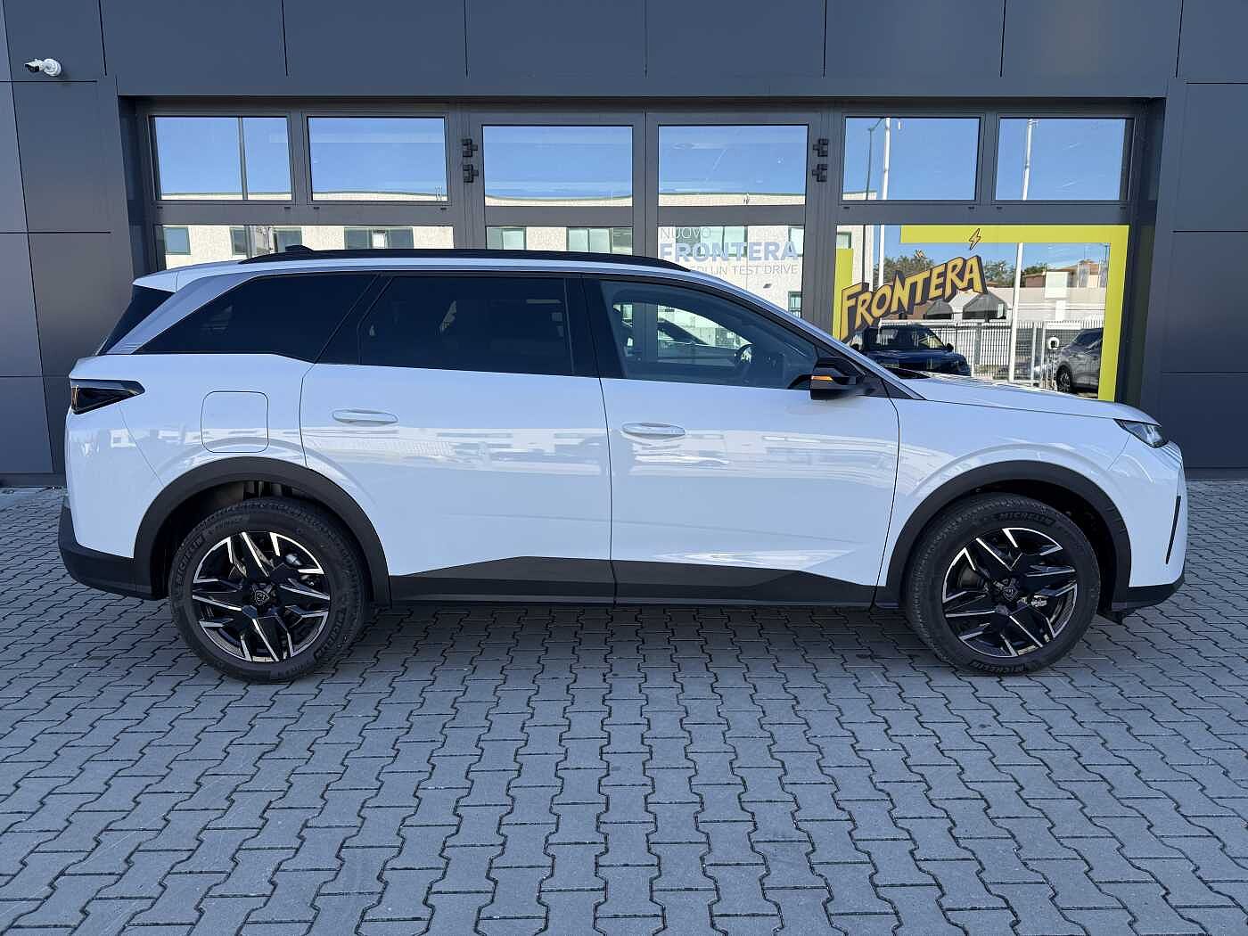Peugeot 5008 – Hybrid 136 CV e-DCS6 Allure  