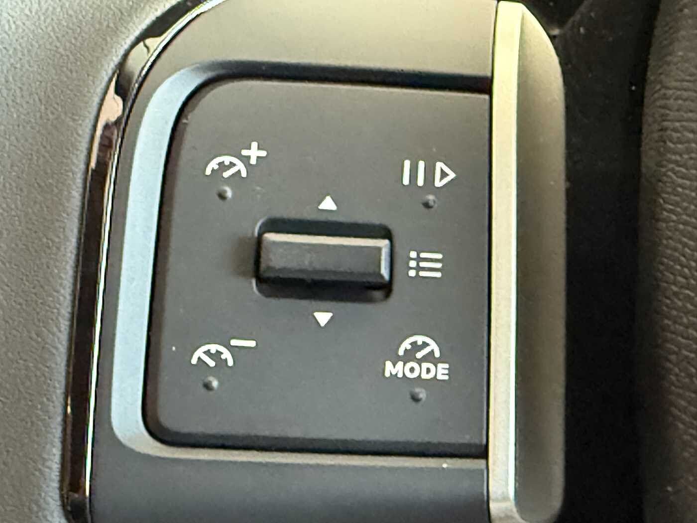 Citroen C3 – Hybrid 100 e-DCT Max  