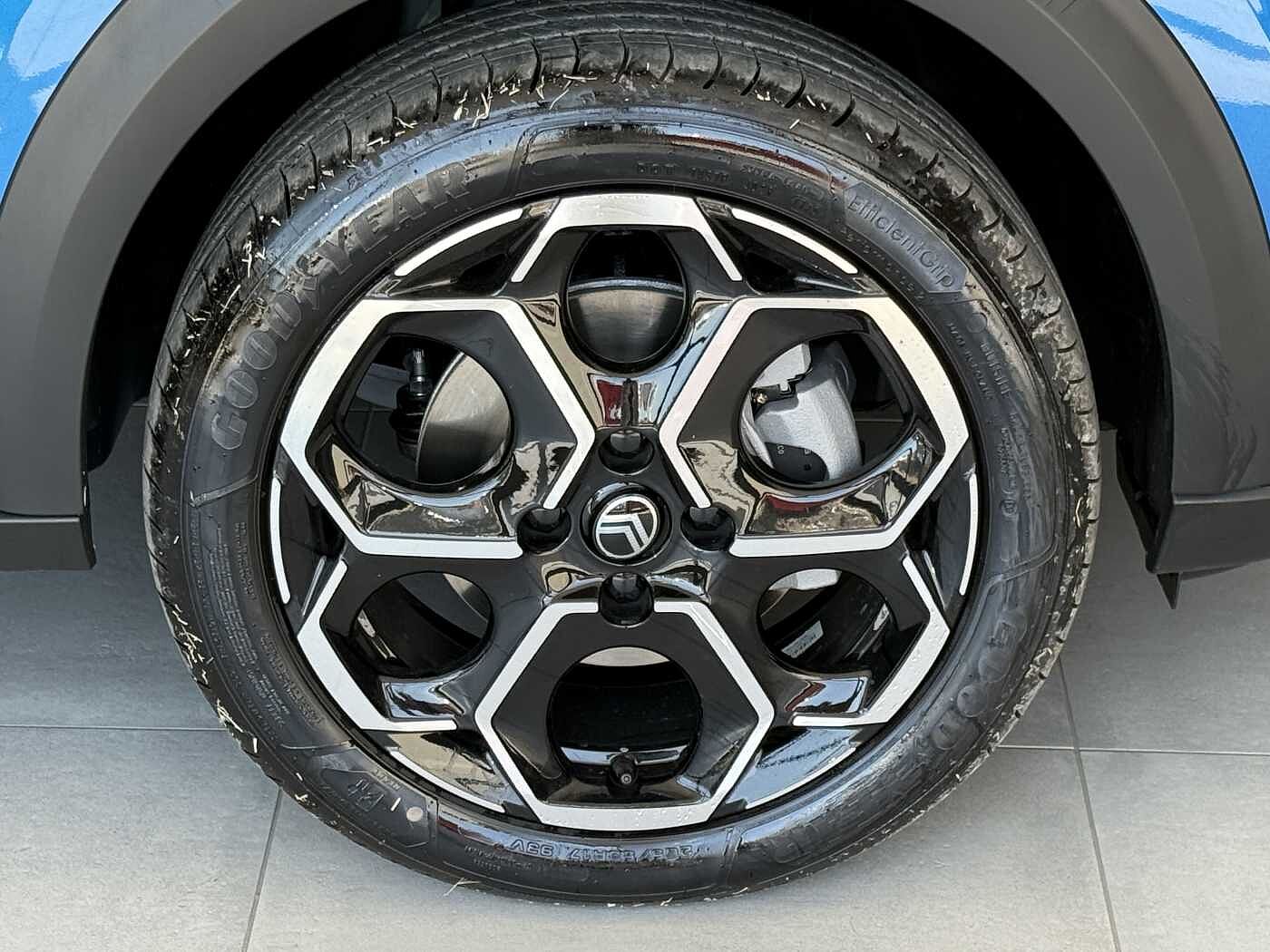 Citroen C3 – Hybrid 100 e-DCT Max  