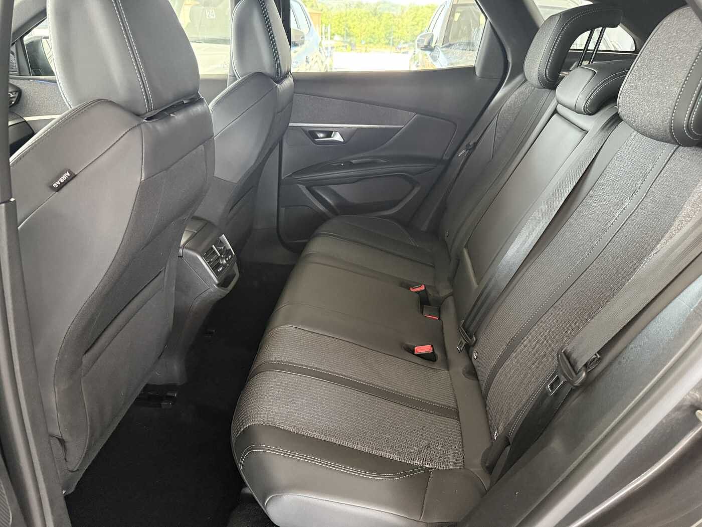 Peugeot 3008 – 1.2 PureTech Turbo 130 CV EAT8 Allure Pack  