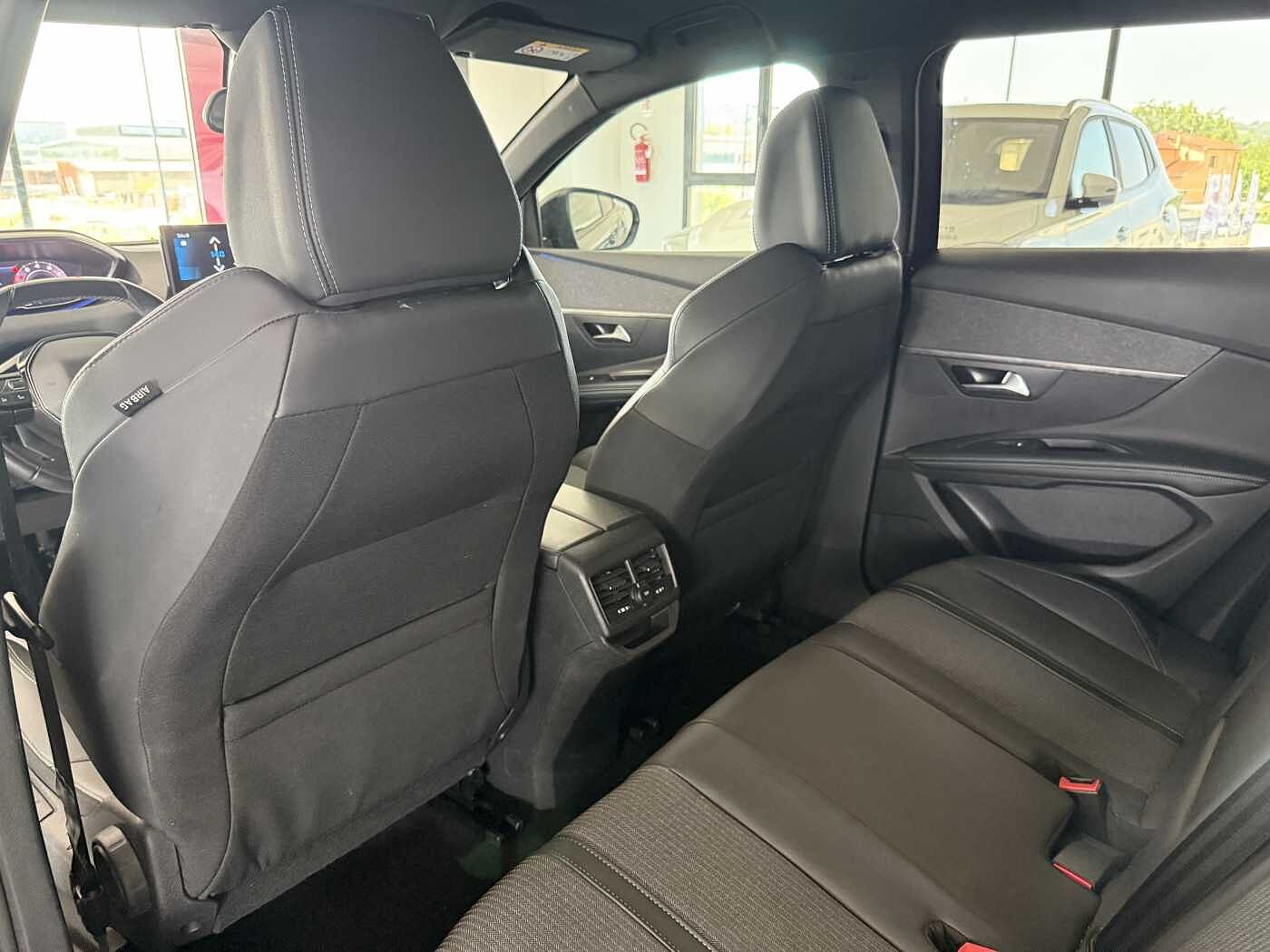 Peugeot 3008 – 1.2 PureTech Turbo 130 CV EAT8 Allure Pack  