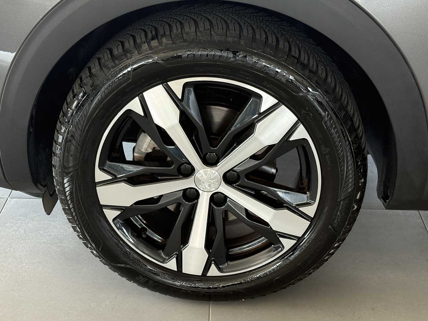Peugeot 3008 – 1.2 PureTech Turbo 130 CV EAT8 Allure Pack  