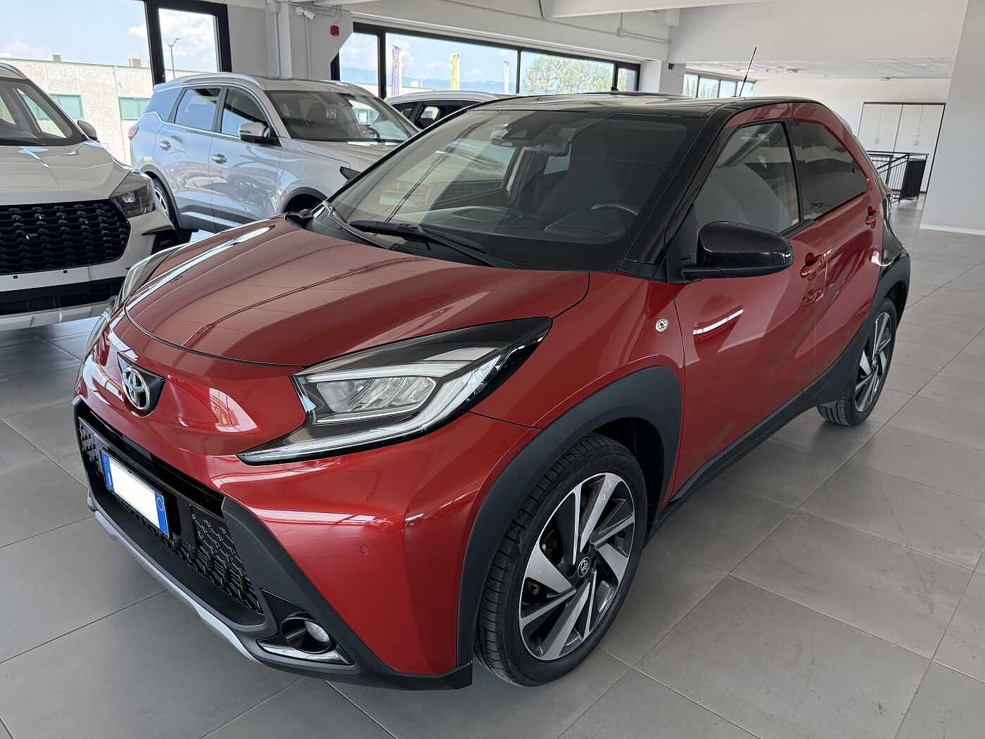 Toyota Aygo X – X 1.0 VVT-i 72 CV 5 porte Lounge  