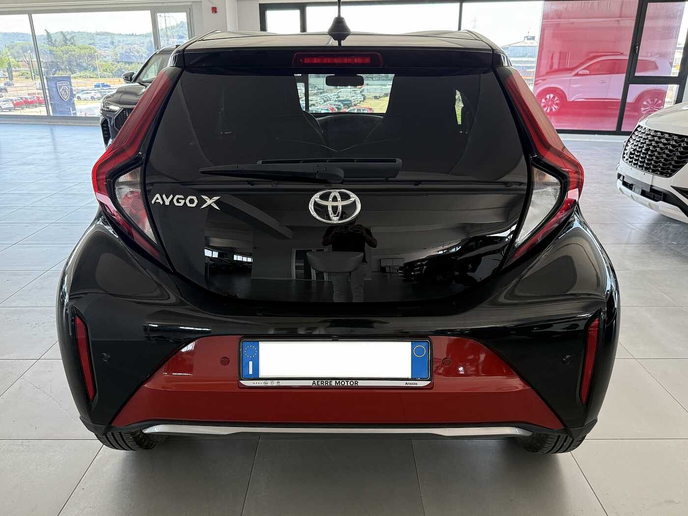 Toyota Aygo X – X 1.0 VVT-i 72 CV 5 porte Lounge  