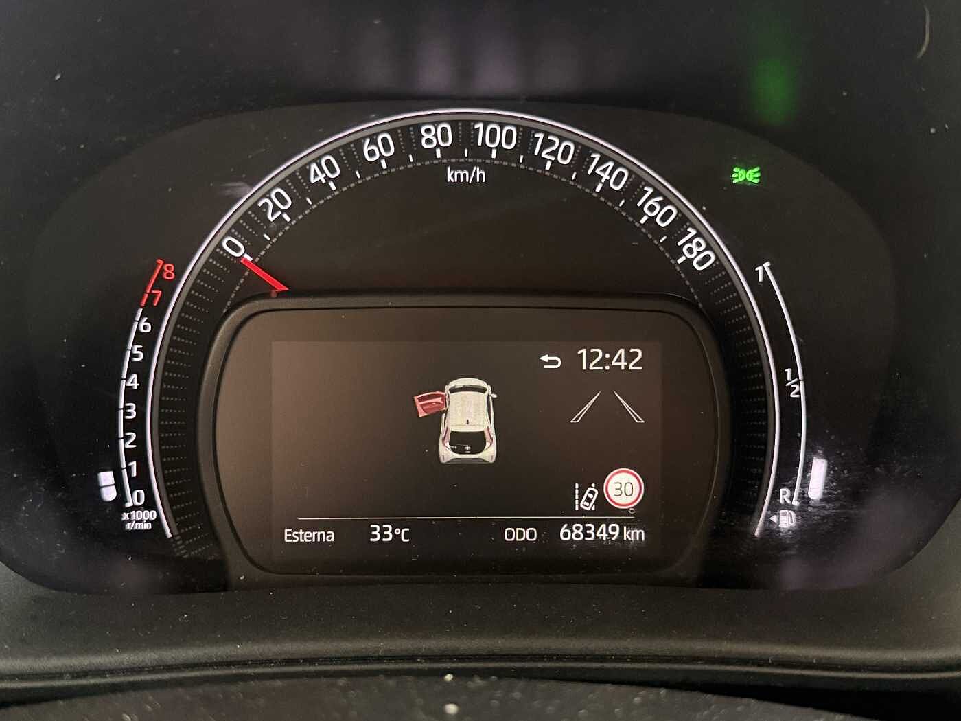 Toyota Aygo X – X 1.0 VVT-i 72 CV 5 porte Lounge  