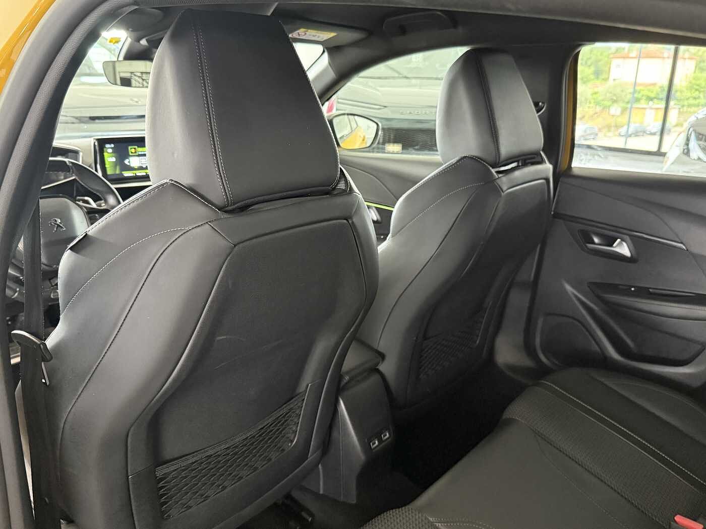 Peugeot 208 – 1.2 PureTech 100 CV EAT8 GT Line  