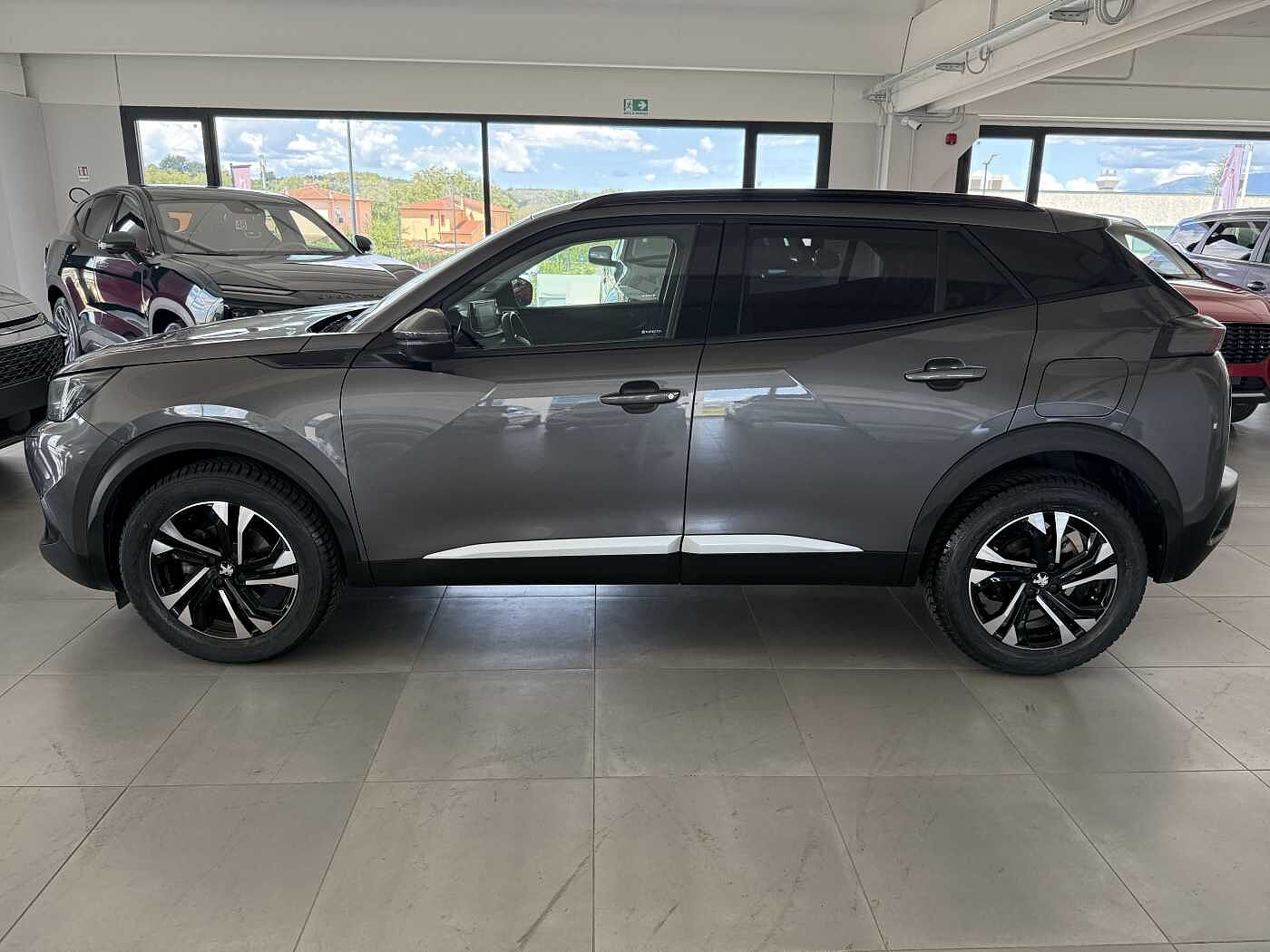 Peugeot 2008 – 1.2 PureTech 100 CV Allure  