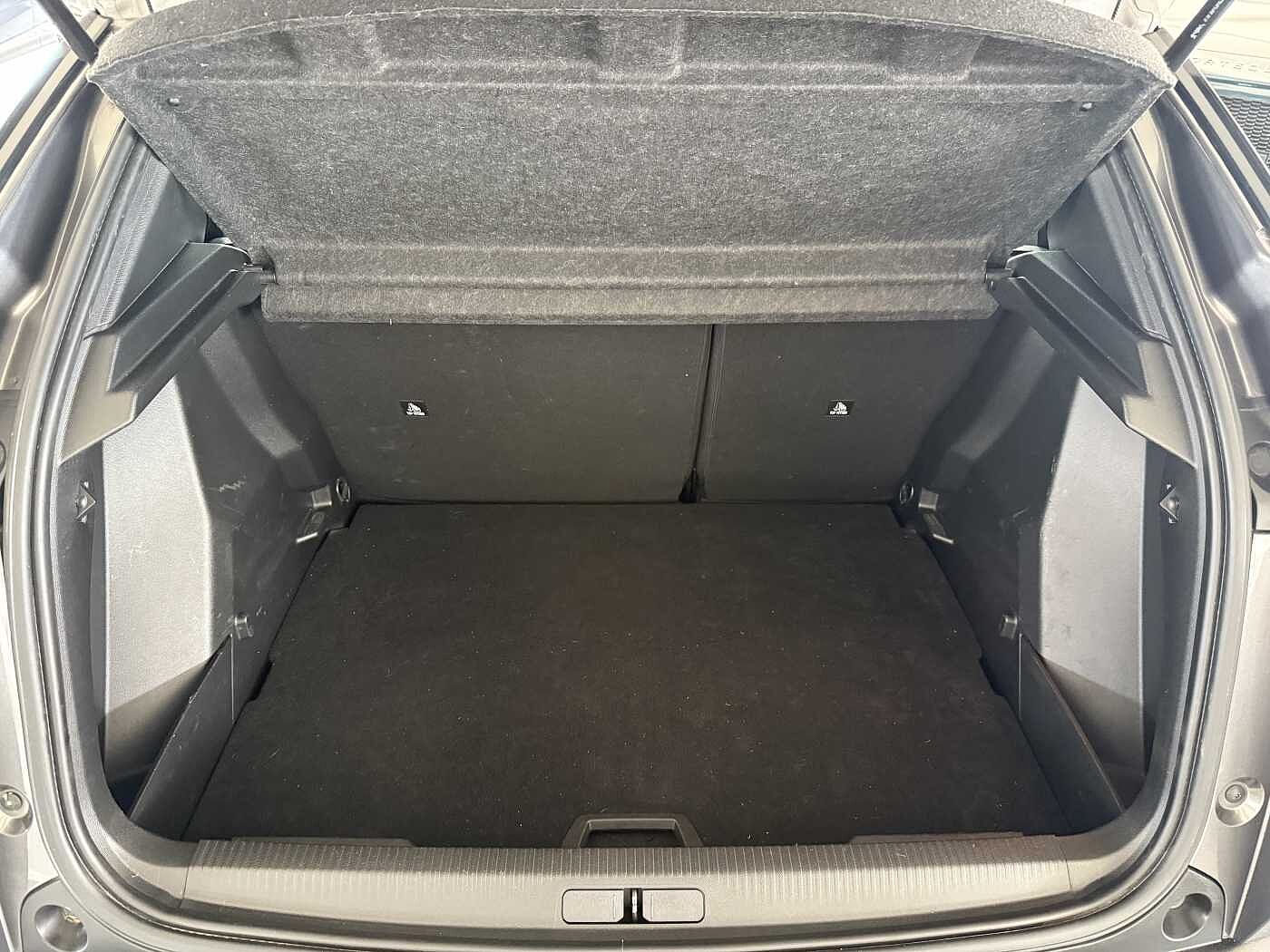 Peugeot 2008 – 1.2 PureTech 100 CV Allure  