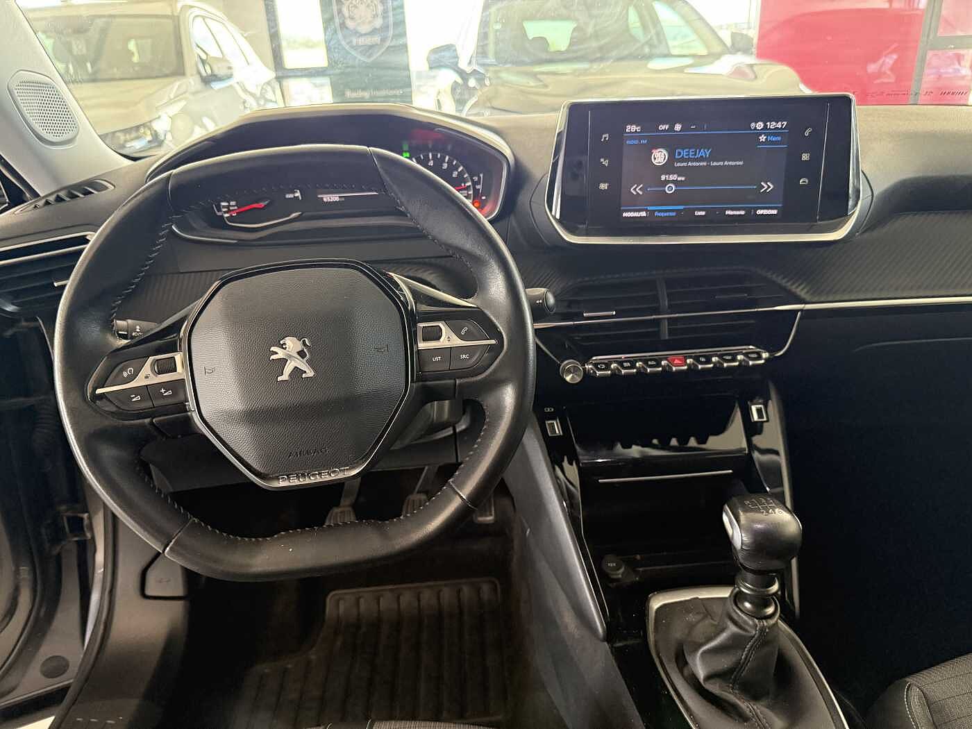 Peugeot 2008 – 1.2 PureTech 100 CV Allure  