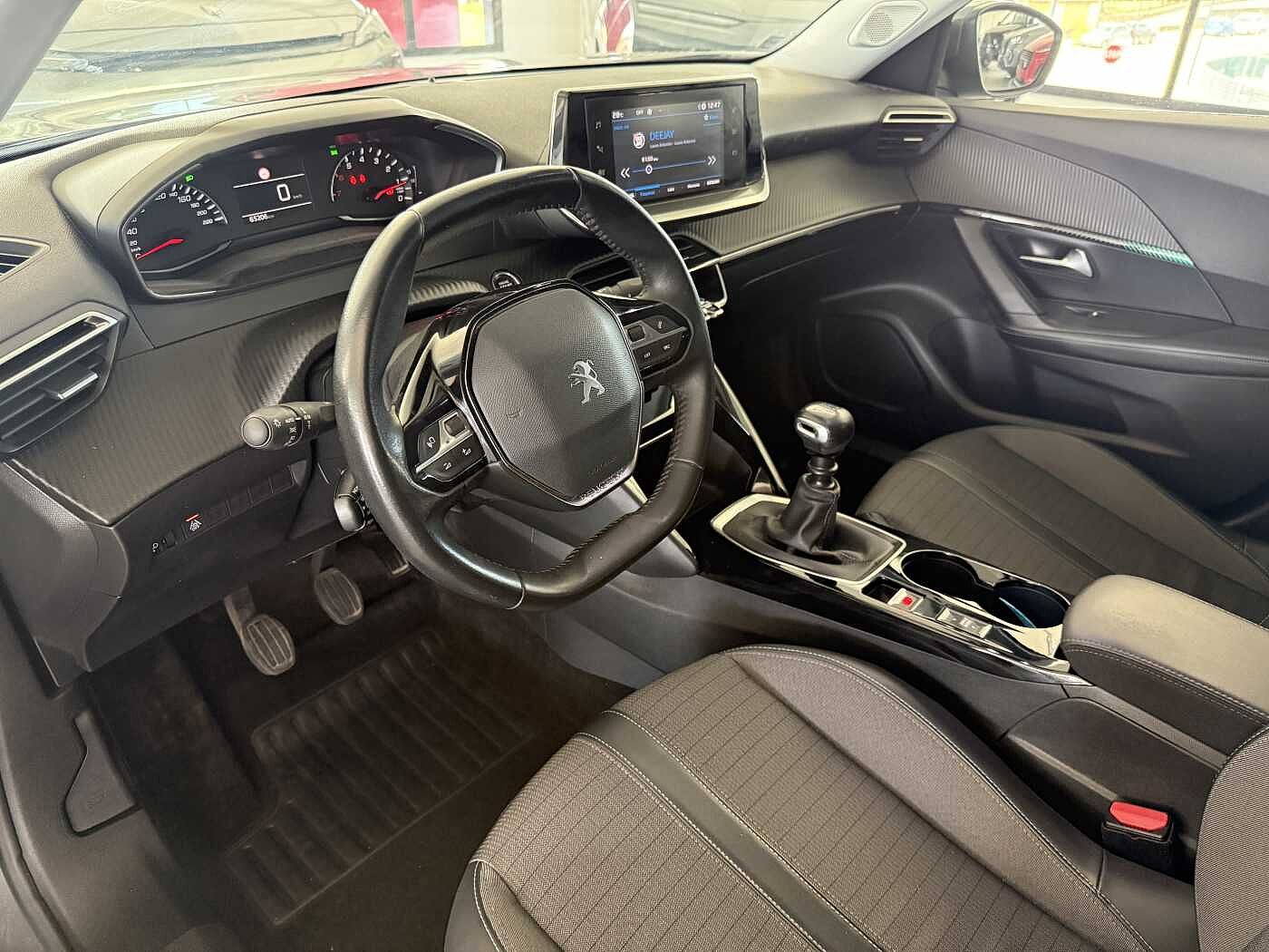 Peugeot 2008 – 1.2 PureTech 100 CV Allure  