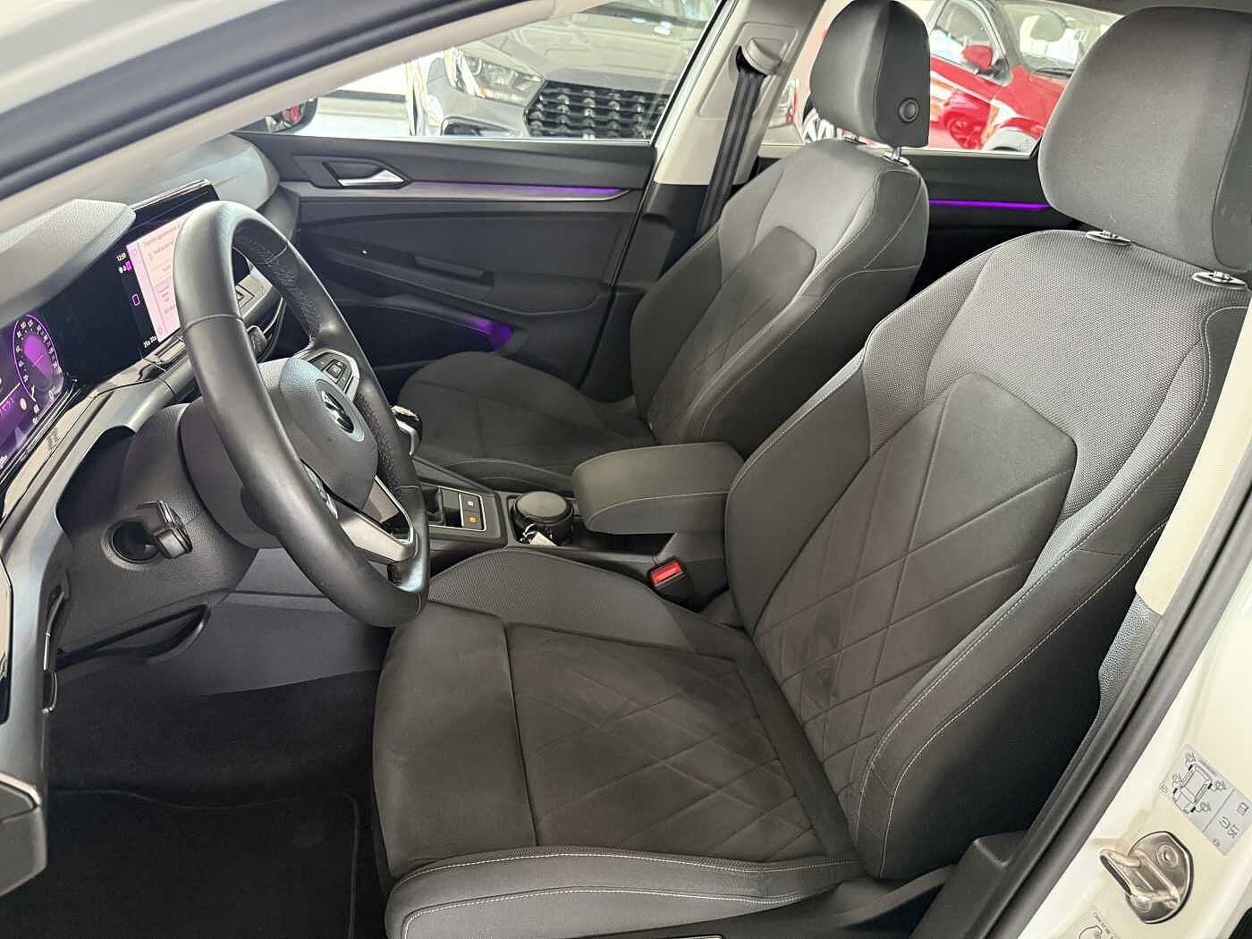 Volkswagen Golf 8ª serie – Variant 2.0 TDI SCR Style  