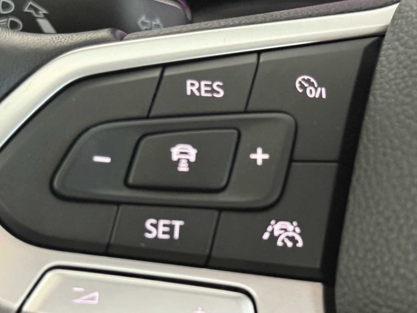 Volkswagen Golf 8ª serie – Variant 2.0 TDI SCR Style  