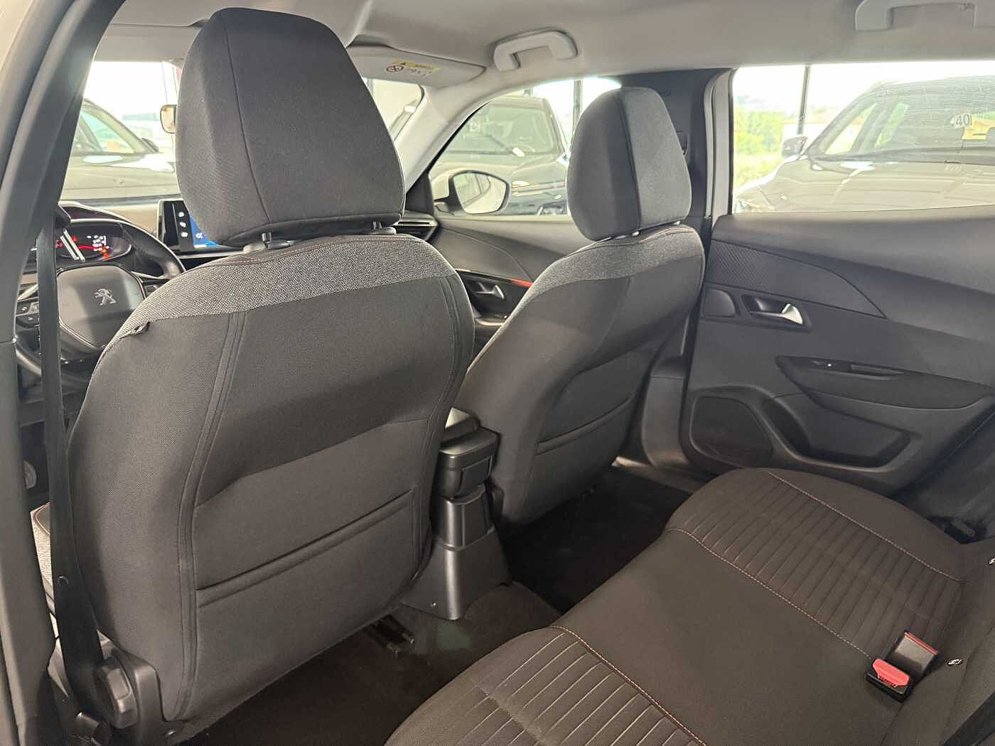Peugeot 2008 – 1.2 PureTech 100 CV Active  