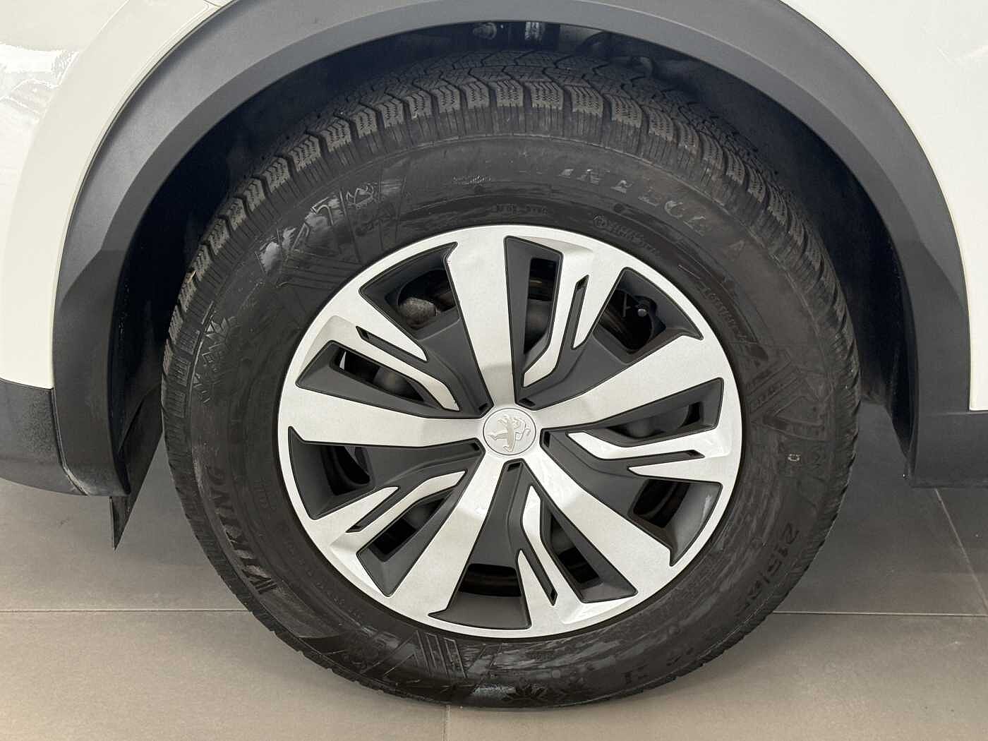 Peugeot 2008 – 1.2 PureTech 100 CV Active  