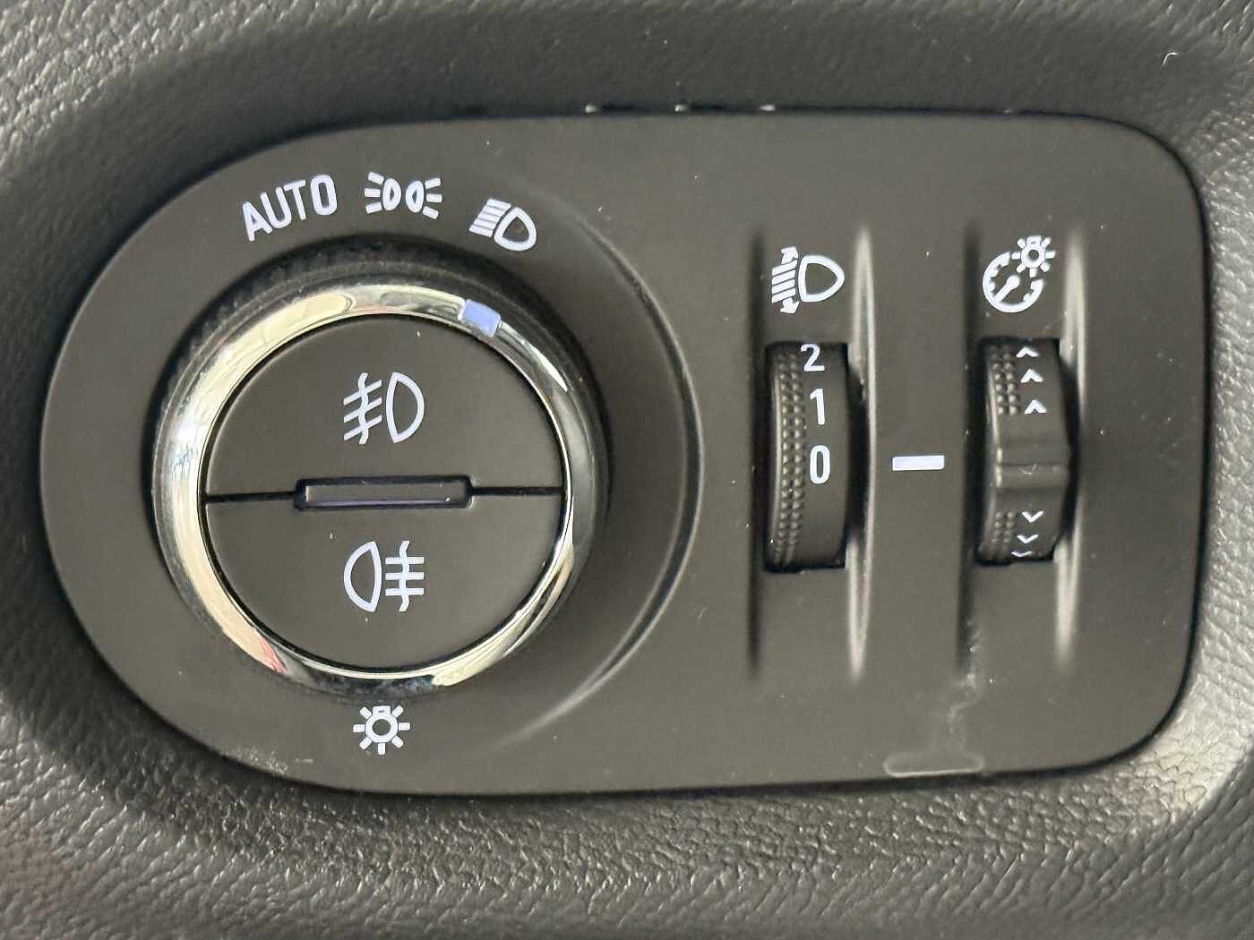 Opel Corsa – 1.2 Elegance  