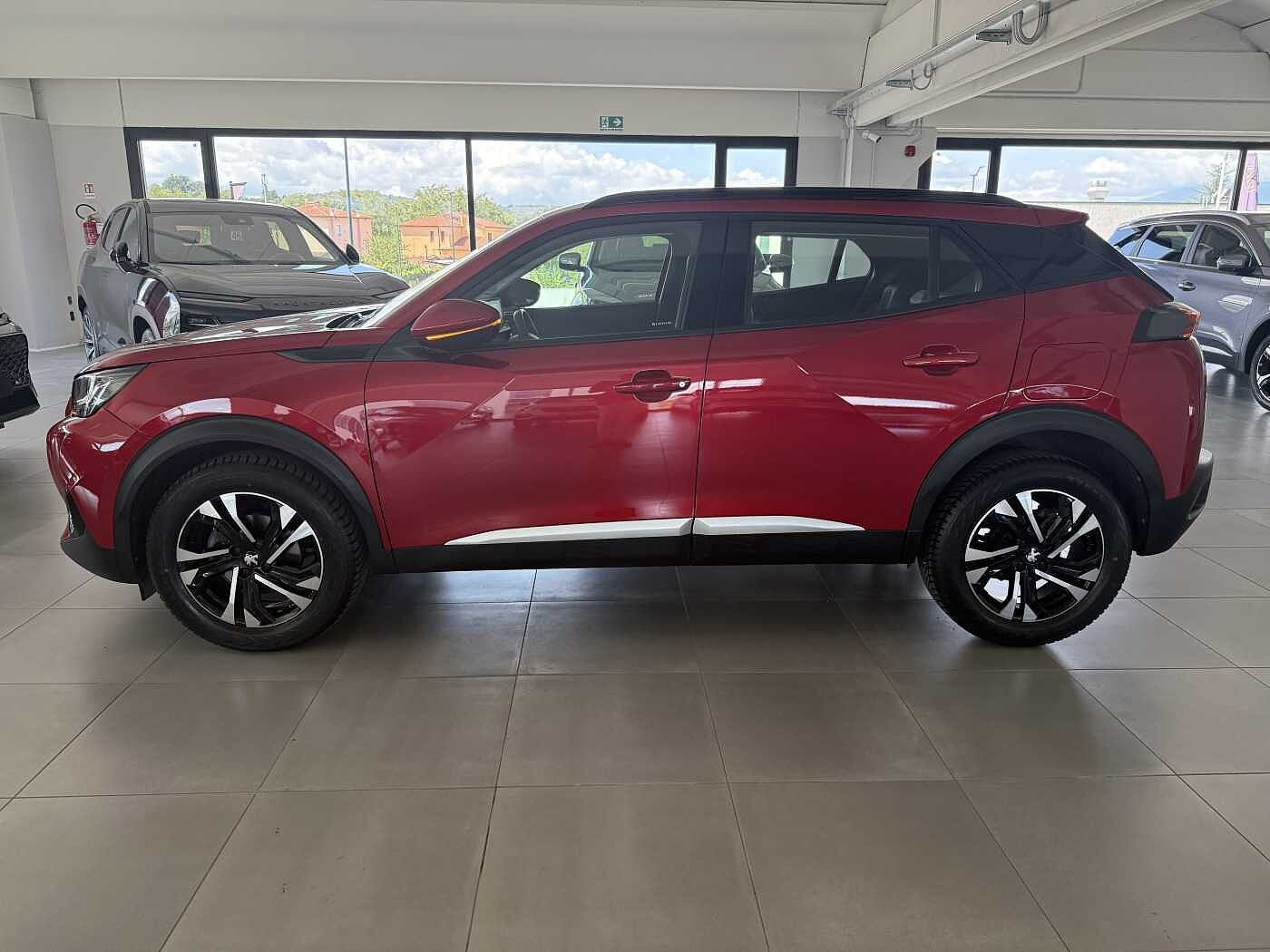 Peugeot 2008 – 1.2 PureTech 100 CV Allure  