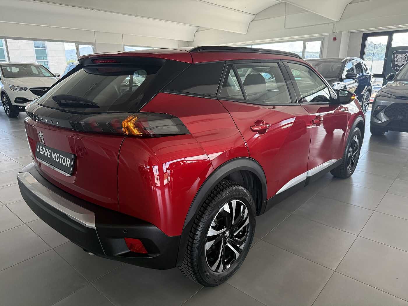 Peugeot 2008 – 1.2 PureTech 100 CV Allure  