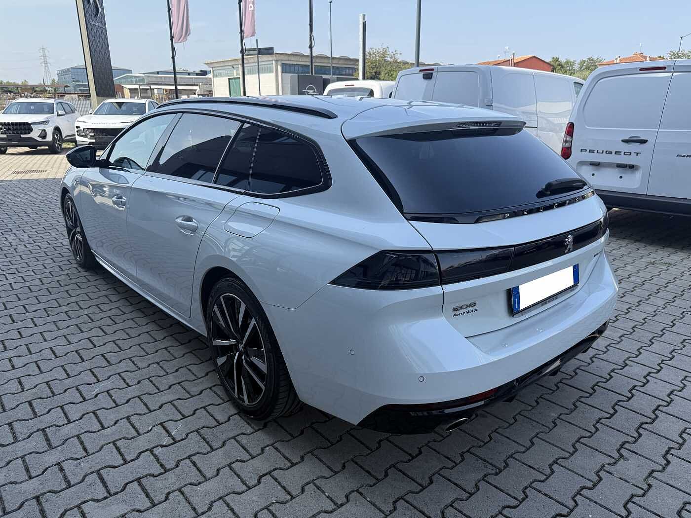 Peugeot 508 – Plug-in Hybrid 225 e-EAT8 SW GT  