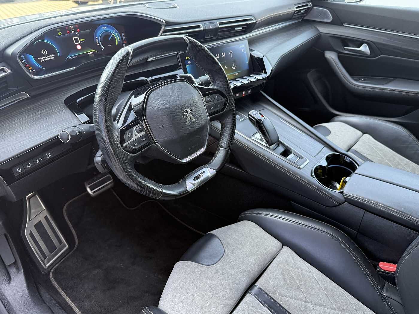 Peugeot 508 – Plug-in Hybrid 225 e-EAT8 SW GT  