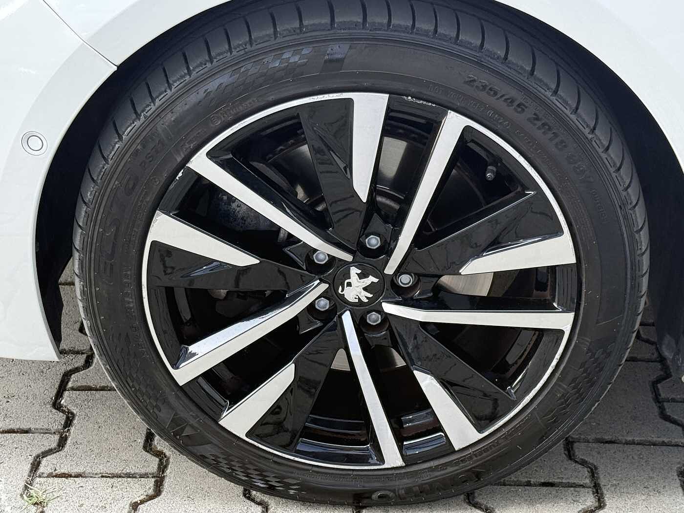 Peugeot 508 – Plug-in Hybrid 225 e-EAT8 SW GT  