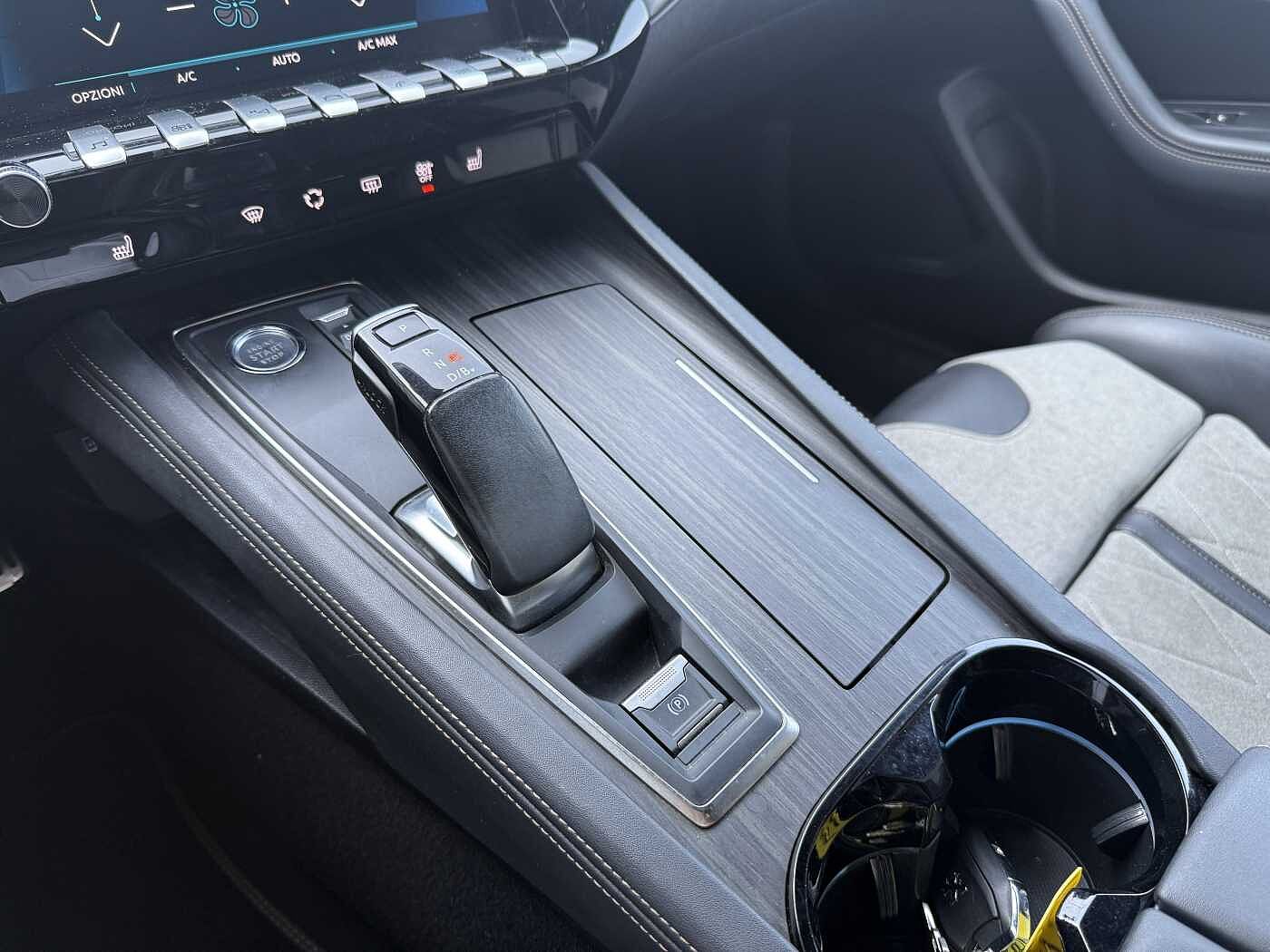 Peugeot 508 – Plug-in Hybrid 225 e-EAT8 SW GT  