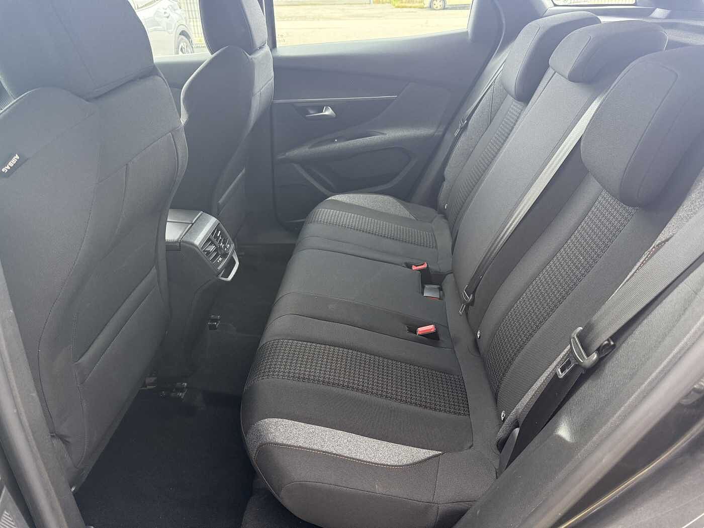 Peugeot 3008 – 1.5 BlueHDi 130 CV Active  
