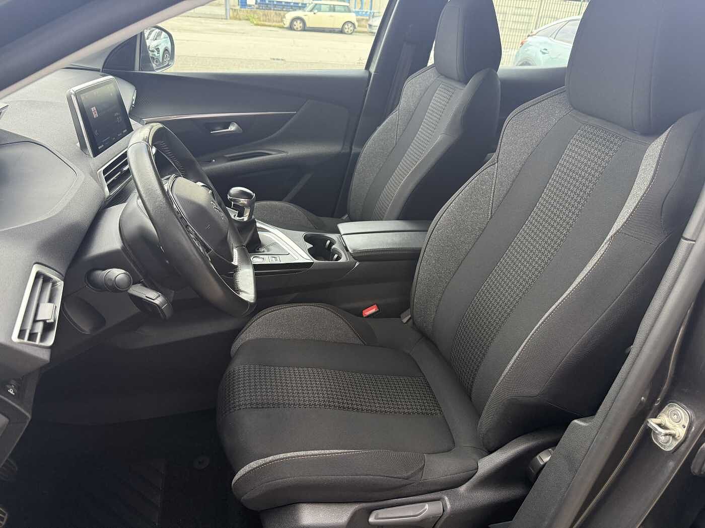 Peugeot 3008 – 1.5 BlueHDi 130 CV Active  