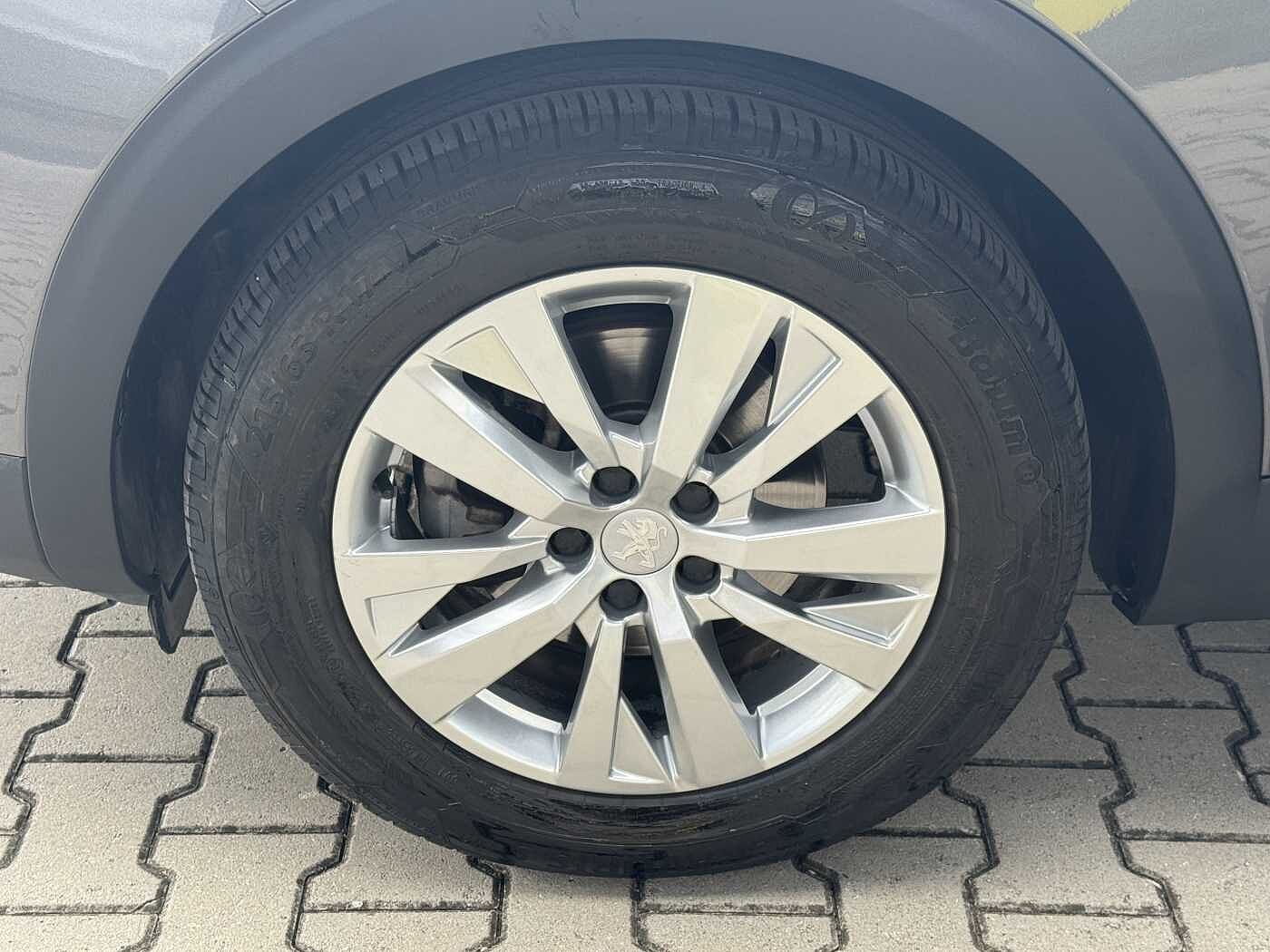 Peugeot 3008 – 1.5 BlueHDi 130 CV Active  
