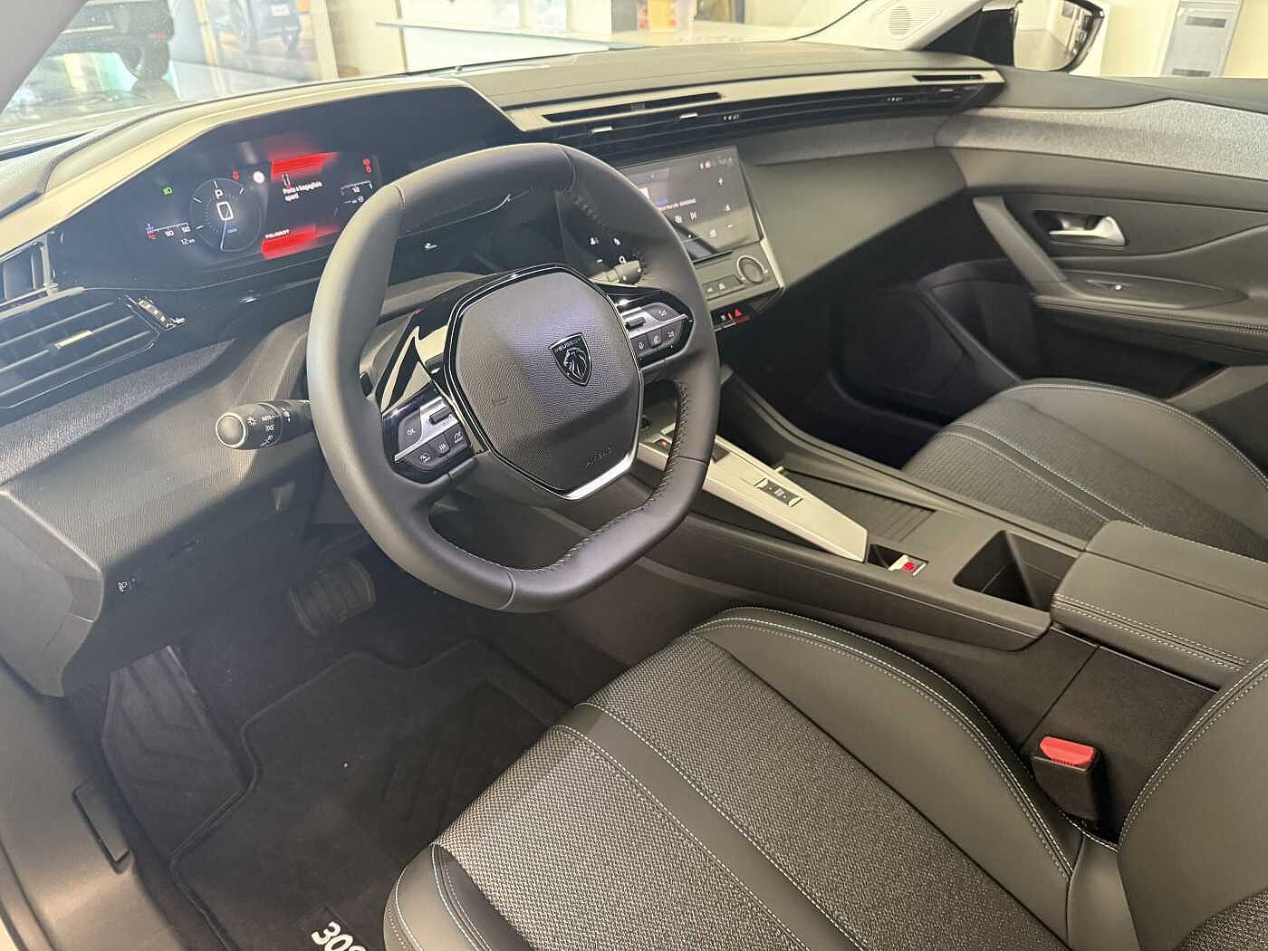 Peugeot 308 – 1.5 BlueHDi 130 CV EAT8 Allure  