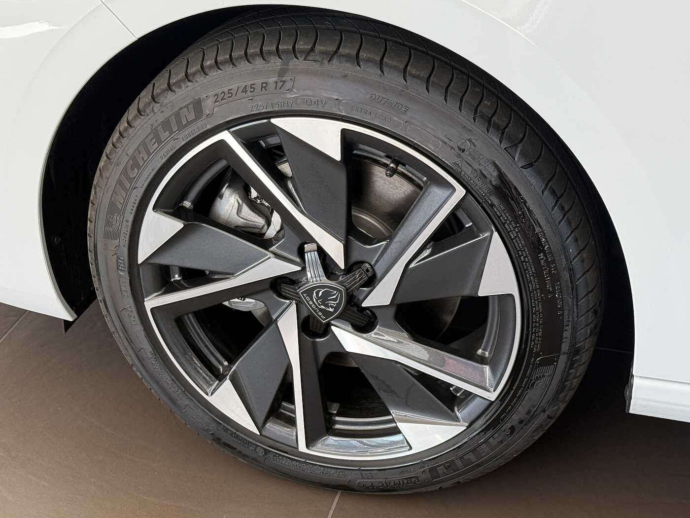 Peugeot 308 – 1.5 BlueHDi 130 CV EAT8 Allure  