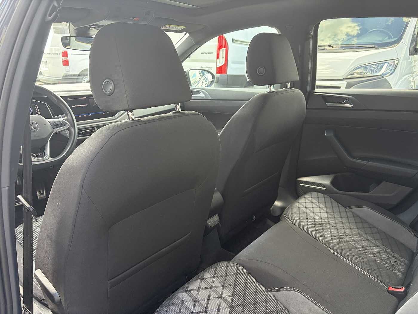 Volkswagen Taigo – 1.0 TSI 115 CV DSG R-Line  