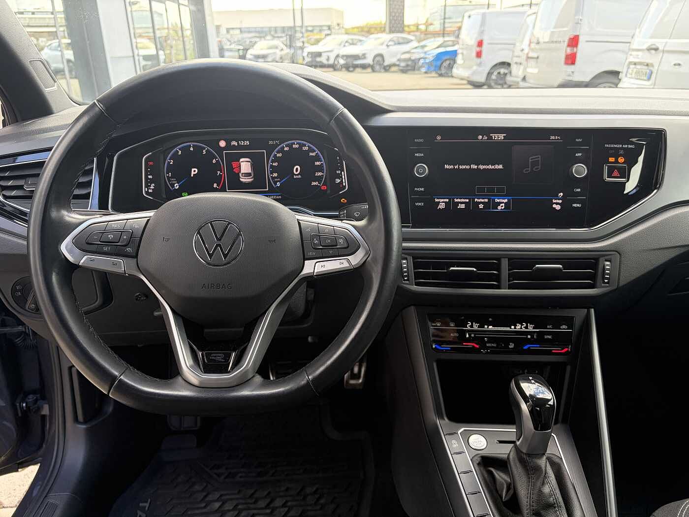 Volkswagen Taigo – 1.0 TSI 115 CV DSG R-Line  