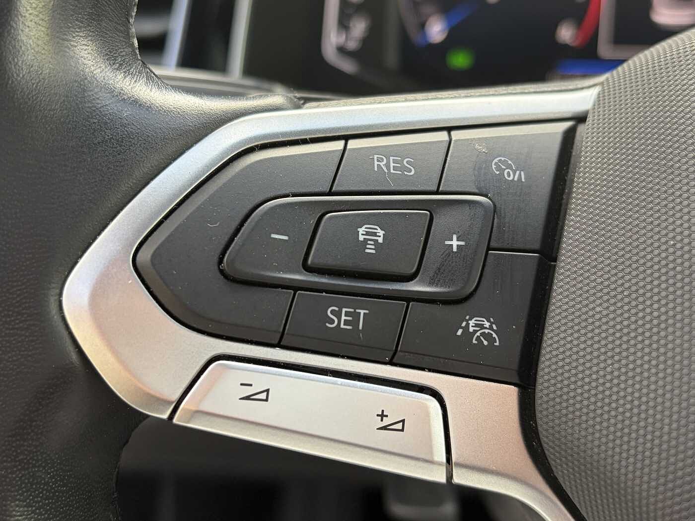 Volkswagen Taigo – 1.0 TSI 115 CV DSG R-Line  