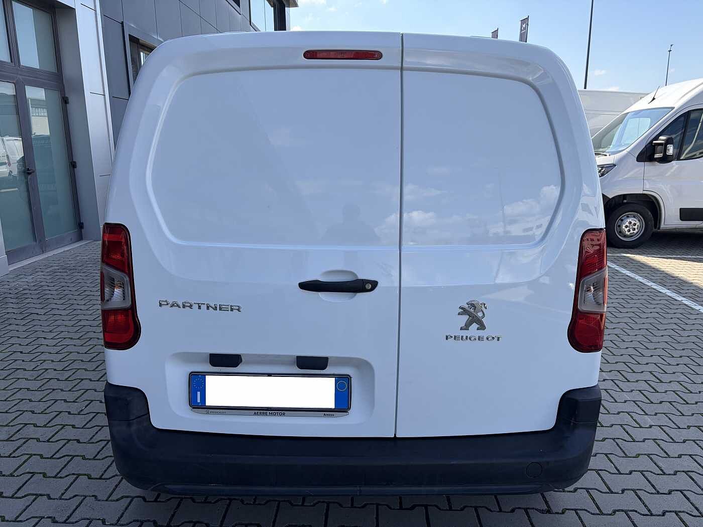Peugeot Partner – 1.5 BlueHDi 100 CV PC  PRO  