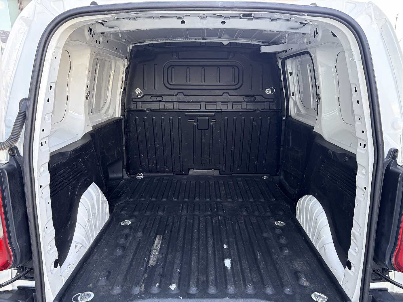 Peugeot Partner – 1.5 BlueHDi 100 CV PC  PRO  