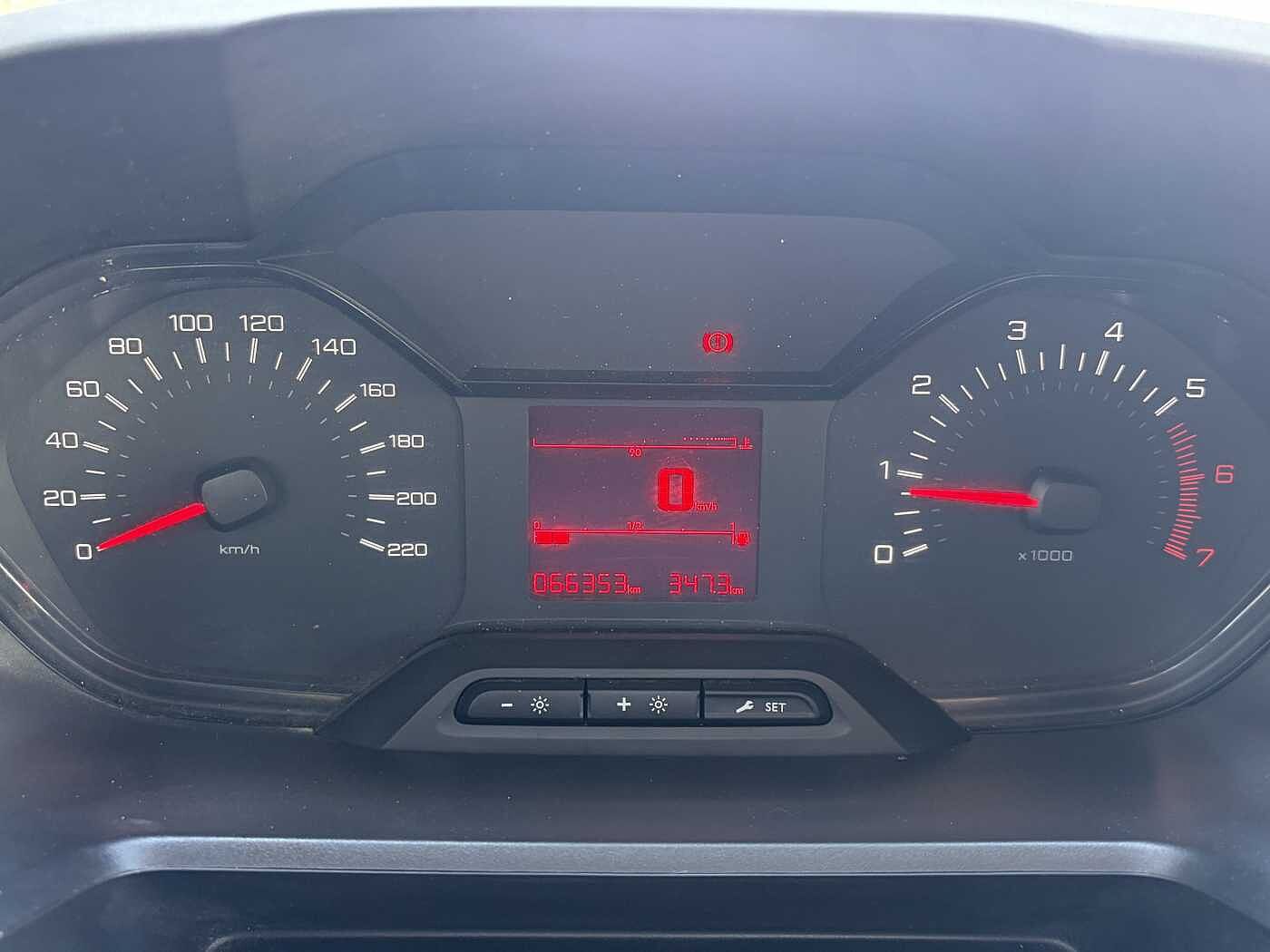Peugeot Partner – 1.5 BlueHDi 100 CV PC  PRO  