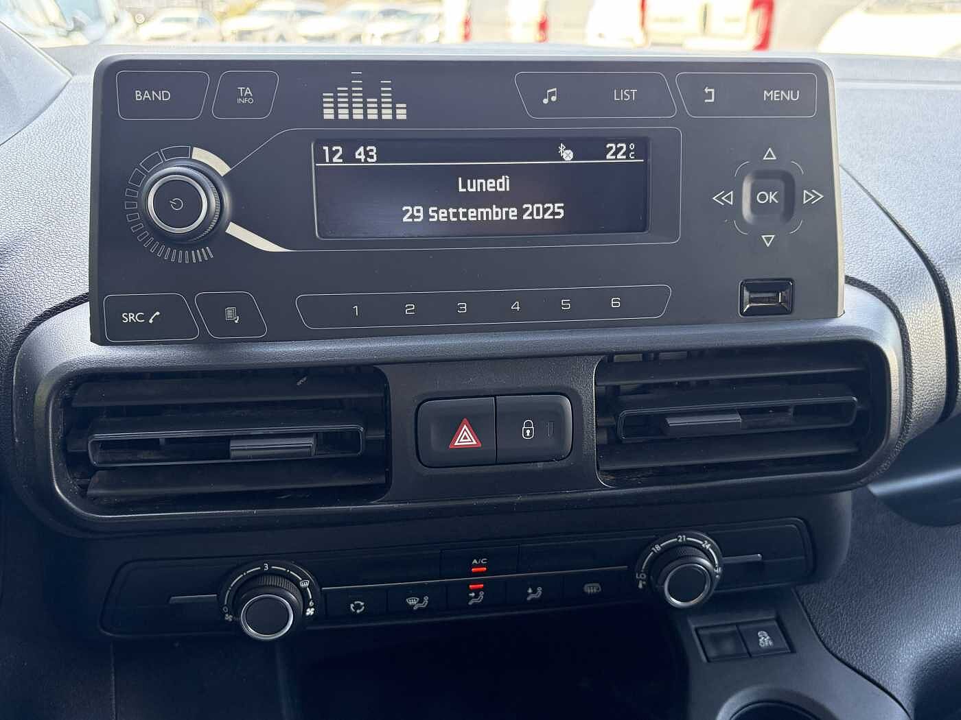 Peugeot Partner – 1.5 BlueHDi 100 CV PC  PRO  
