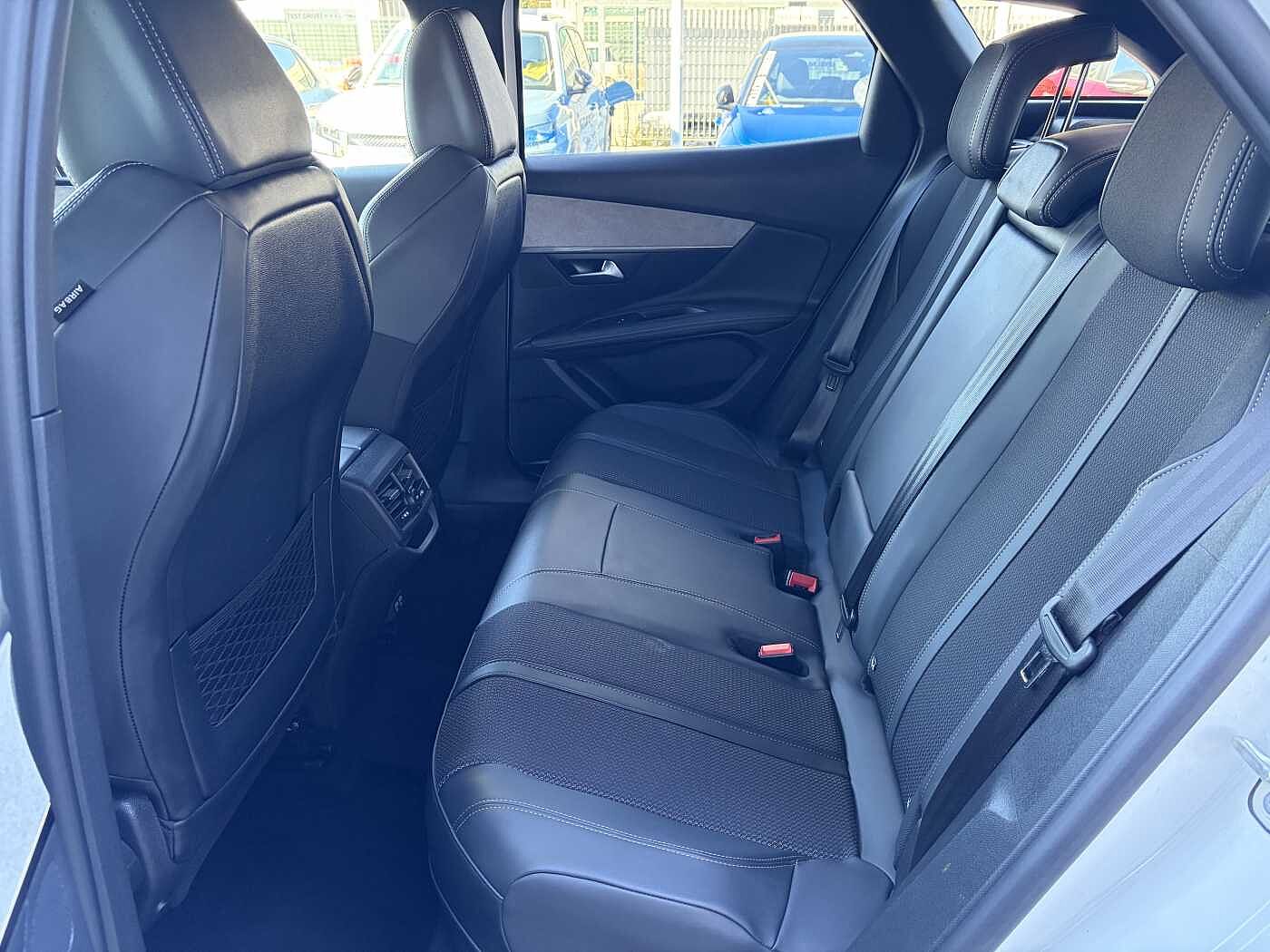 Peugeot 3008 – Hybrid 225 e-EAT8 GT  