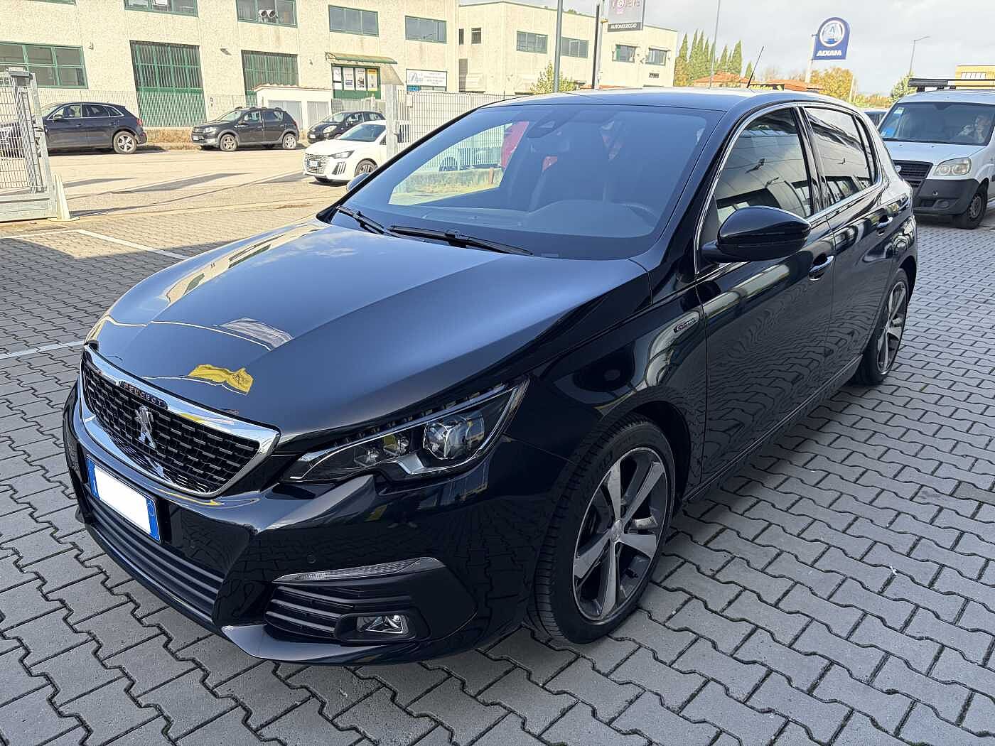 Peugeot 308 – 1.2  130 CV GT Line  