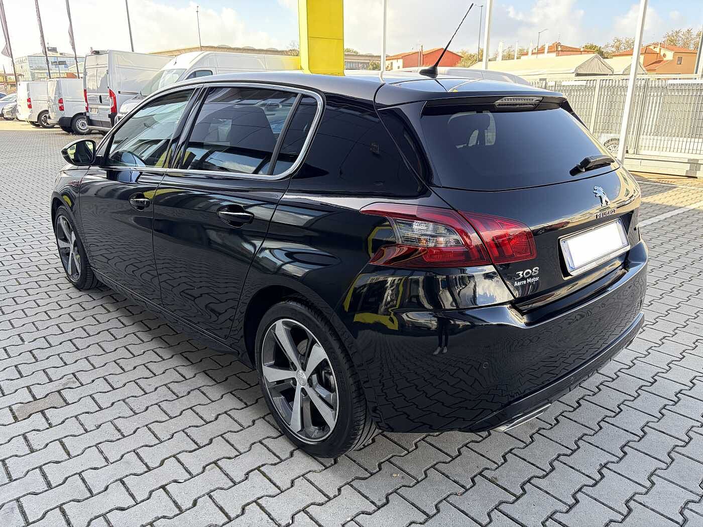 Peugeot 308 – 1.2  130 CV GT Line  